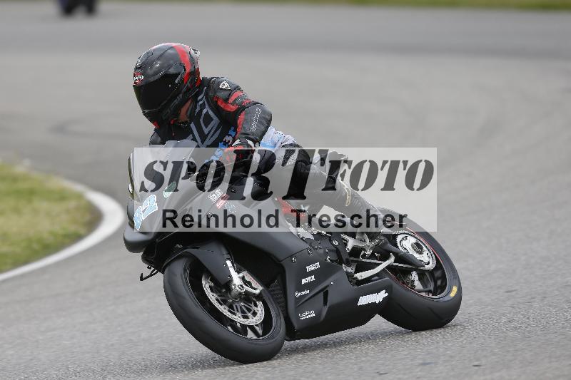 /09 19.04.2026  Caremotion get faster ADR/Gruppe gruen/82